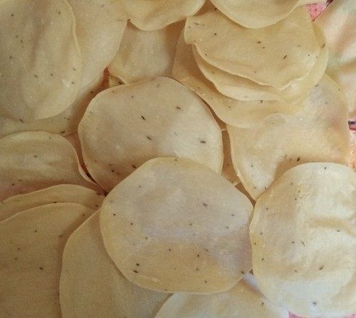 Rich In Taste Crunchy And Salty Hygienic Prepared Fresh Round Potato Papad