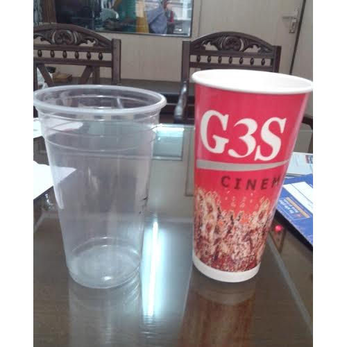 Transparent Plastic And Paper Disposable Glasses Used In Beverages