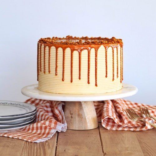 Round Caramel Banana Layer Cake With 3 Days Shelf Life And Rich In Vitamin A And C Additional Ingredient: Fruits