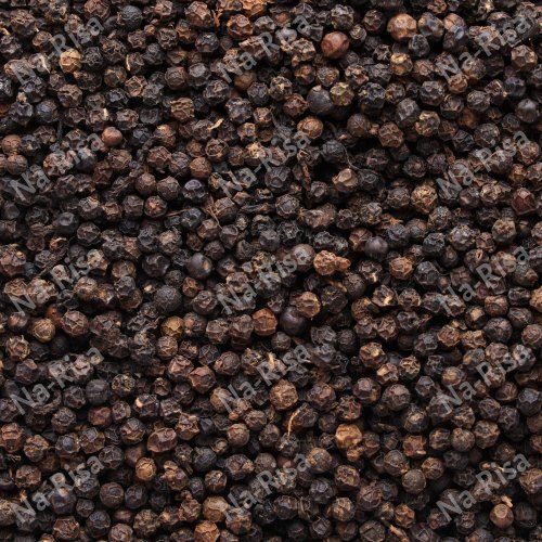 A Grade Natural And Organic Black Pepper With 6 Months Shelf Life And No Added Flavor