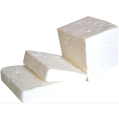 100% Pure Healthy And Fresh Premium Source Of Proteins Hand Made Paneer (White)