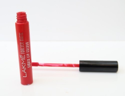 Red Color Liquid Lipstick