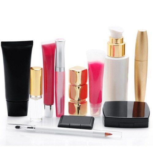 Perfect Make Up Set Combo With Foundation, Lipstick, Face Cream