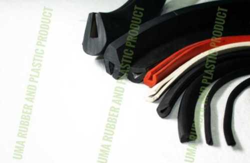 Eco Friendly 8-50 Mm U Type Rubber Profile 10-12 Inch Length, Black And Red Color