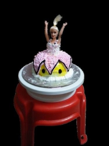100 Percent Eggless And Fresh Doll Design Vanilla Cake For Birthday Party 
