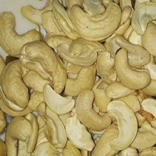 Hygienically Processed Good Source Of Protein And Vitamin White Cashew Nuts 