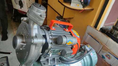 Multi Stage Centrifugal Mono Block Pump Size 25 X 25 Mm Strong And Long Lifespan Flow Rate: 6400