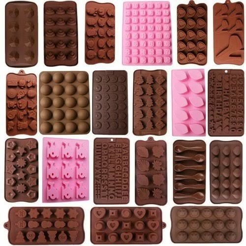 Brown And Pink Silicone Chocolate Moulds, Available in Various Shapes For Kitchen and Hotel Use