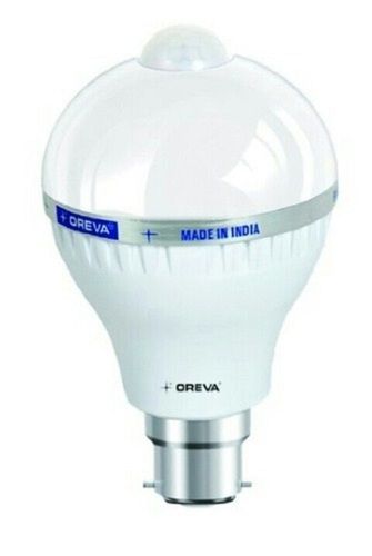 White Automatic Led Bulb(Saving Energy Costs And Environmentally Friendly)