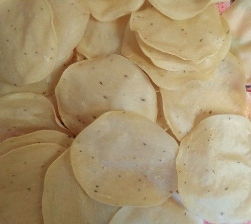 Round Shape Rice Papad With Delicious Taste And 1 Months Shelf Life 