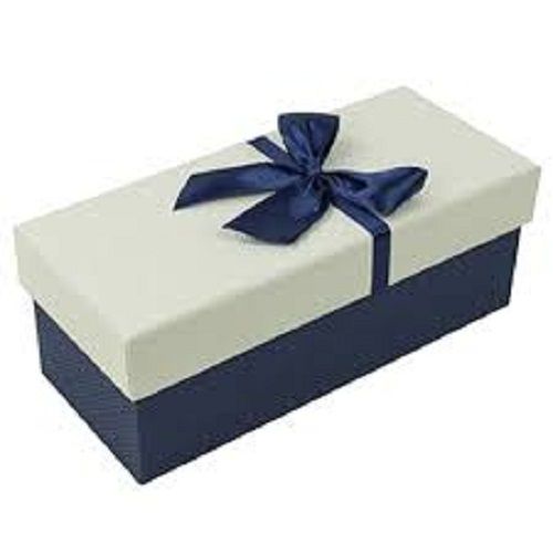 Colour White And Blue Gift Boxes Easy To Uses And Light Weight