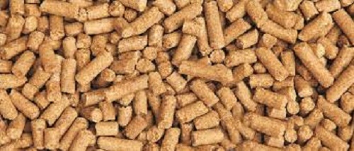 Cattle Feed Pallet For All Live Animal - Organic Yellow Corn Granules, 20% Protein, 37% Calcium, 11.5% Moisture, 16% Fiber, Suitable For Cattle