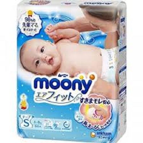 Comfort Light And Dry New Moony Baby Diapers Pants for All Round Baby Care Protection