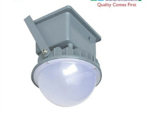 80 वॉट लिबर्टी लेड बे लाइट आईपी रेटिंग IP55 ग्रे कलर स्ट्रॉन्ग एंड लॉन्ग लाइफस्पैन इनपुट वोल्टेज: 220-240 वोल्ट (V)