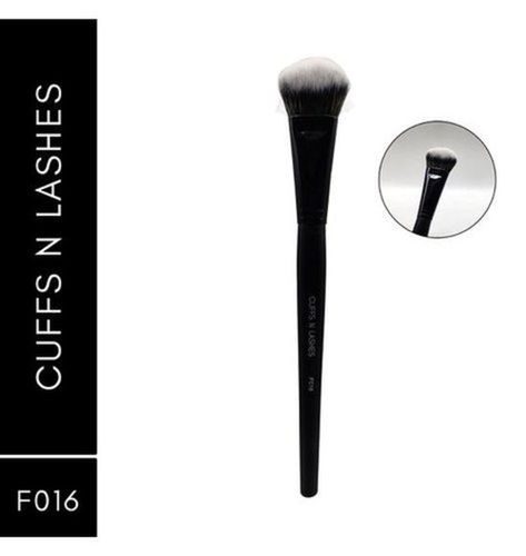 Cuffsnlashes Makeup Brush F 016 - Foundation Brush, Ideal For Blending And Diffusing Your Makeup