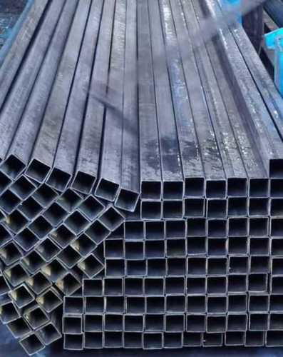 Stainless Steel Square Hollow Section Pipes Galvanized Surface, 0.5 To 20 Mm Application: Construction