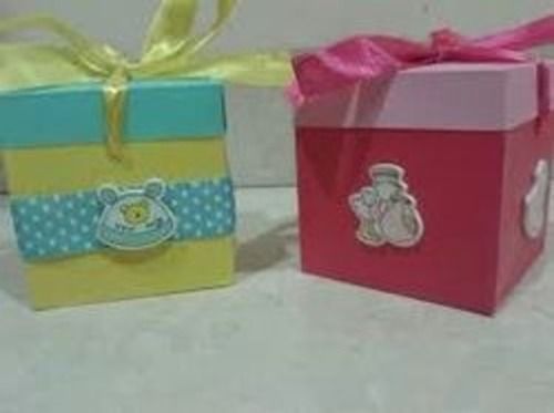 Good Quality Yellow And Pink Square Shape Paper Gift Box Used For Packing Gifts 
