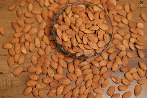 Premium Natural Protein Rich Impurities Free Highly Nutritious Crunchy Delicious Almonds Broken (%): 4%