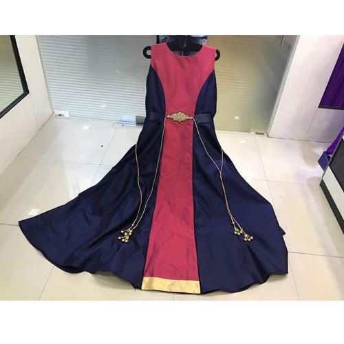 Ladies Designer Gown - Soft Cotton Fabric, XL, L, M, S, XXXL Sizes | Anti-Wrinkle, Full Sleeves, Ideal for Fashion-Conscious Ladies