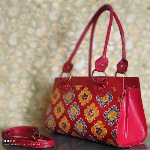 Small Floral Printed Red Color Fancy Leather Bag with Two Hand and Shoulder Straps