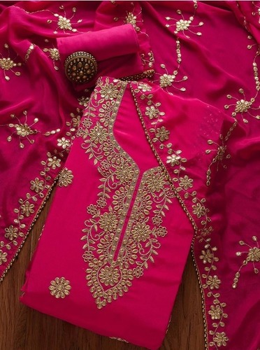 महिलाओं के लिए सांस लेने योग्य गुलाबी और सुनहरा कढ़ाई वाला कॉटन पॉलिएस्टर अनस्टिच्ड भारतीय सूट
