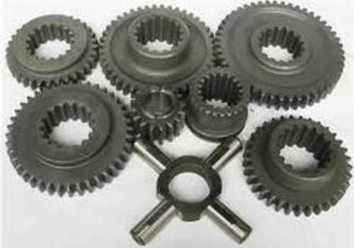 Black Reliable Service Life Ruggedly Constructed Easy Installation Tractor Transmission Gear