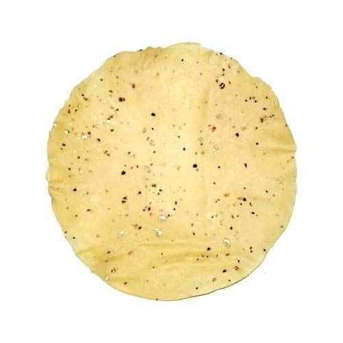 White 100% Pure Urad Masala Papad With Round Shape And 3 Months Shelf Life