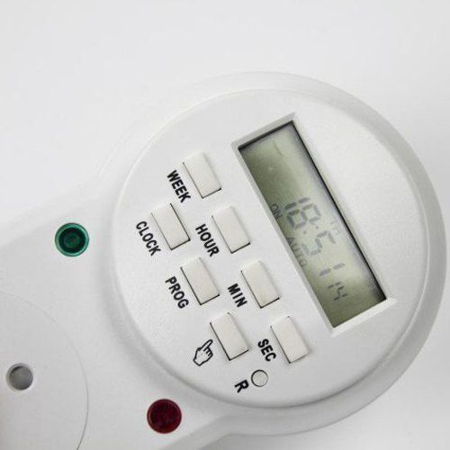 White 220 V High Efficient And High Design Best Quality Of Plastic Digital Timer