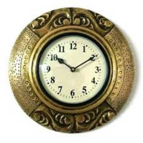 Golden Analog Display Type Antique Clock For Offices, Conferences Rooms, Homes & Showrooms