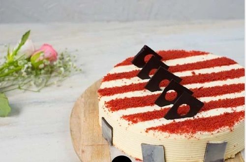 Good Quality Red Velvet Cake With Cream, Cheese Or Butter And Icing Sugar Fat Contains (%): 0.2 Grams (G)