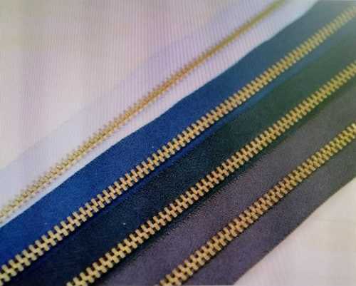 Fine Brass Zipper For Garments In Black Color, All Size Available, Easily Washable 