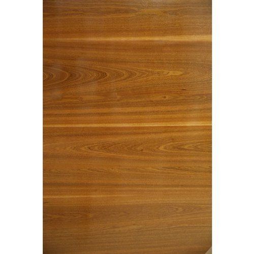  15 मिमी मोटाई और आयताकार आकार के साथ गहरे भूरे रंग का लकड़ी का प्लाईवुड बोर्ड 