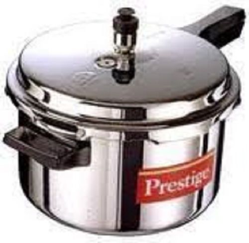 Easy To Uses And Dishwasher Safe Stainless Steel Prestige Cooker For Kitchen