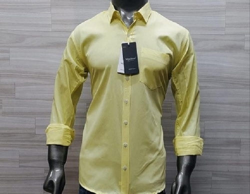 पुरुषों की कॉलर नेक फुल स्लीव सुपर सॉफ्ट और हवा पार होने योग्य प्लेन पीली शर्ट आयु समूह: सभी उम्र