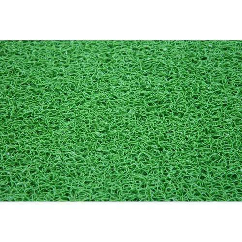 आसानी से फ़ोल्ड करने और धोने योग्य आयताकार आकार के प्लास्टिक फ़्लोर मैट