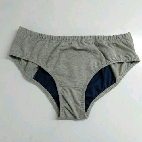 महिलाओं के लिए हाई कट स्किन फ्रेंडली ग्रे रंग की प्लेन सॉफ्ट और आरामदायक कॉटन पैंटी