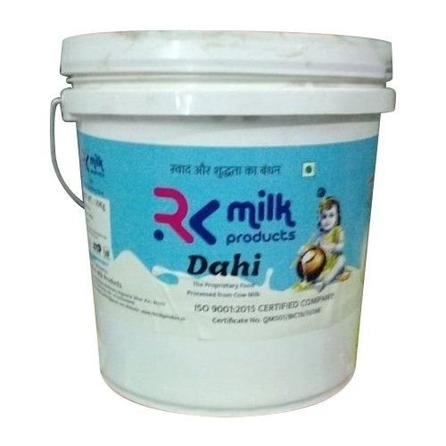 White Nutritent Enriched Healthy And Natural 100% Pure Cows Milk Curd (Dahi)