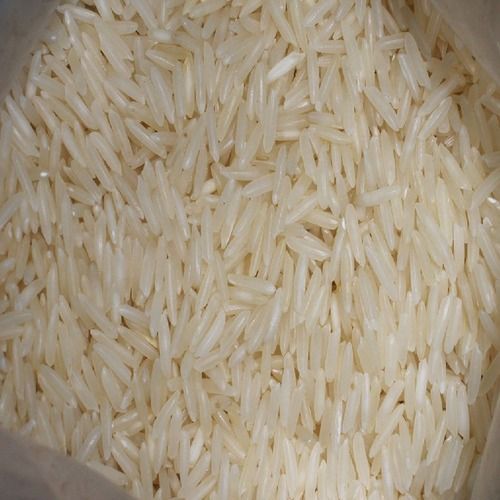 शुद्ध और स्वस्थ लंबे दाने वाला भारतीय हल्का उबला हुआ सफेद बासमती चावल
