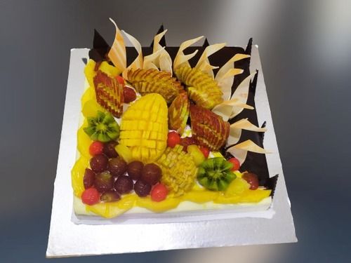  पार्टी सेलिब्रेशन के लिए फलों की अच्छाइयों से भरपूर 100% ताज़ा और हेल्दी फ्रूट केक 