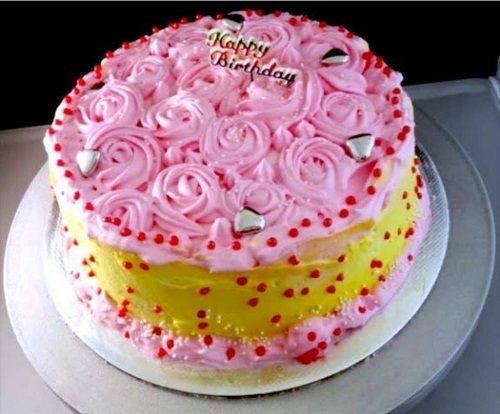 Good In Taste Easy To Digest Hygienic Prepared Pink And Yellow Cream Birthday Cakes