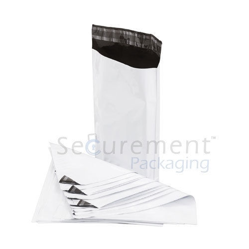 Solid Strong Long Lasting Lightweight Securement White & Opaque Black Security Poly Bags Use: Shopping