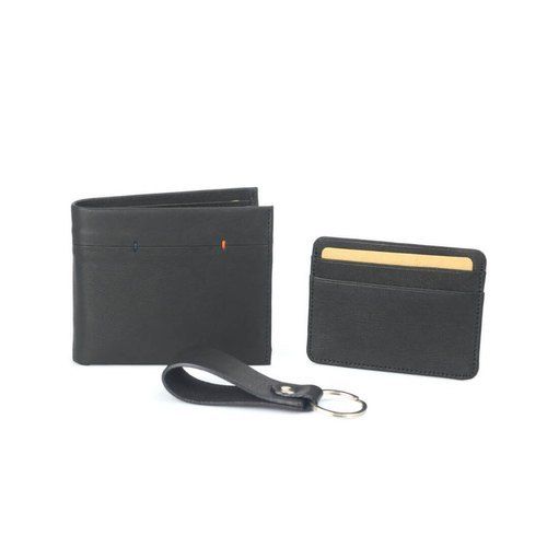 100% Eco-Friendly Lightweighted Black Leather Wallet Card Holder Keychain Application: Office And School