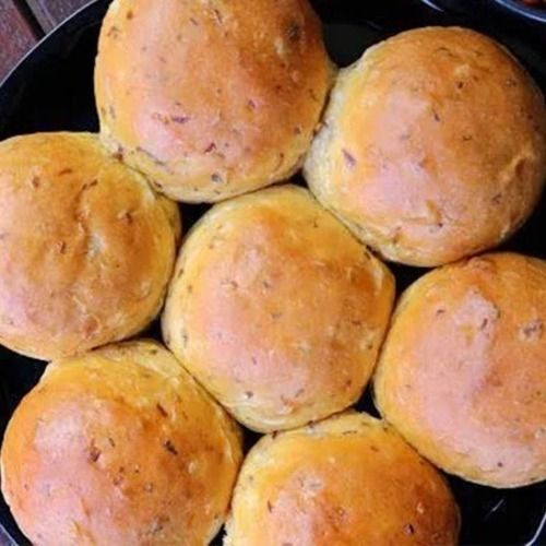 Sweet And Soft Brown Buns With Fat 3 9 Gram Fiber 10% Protein 4 1 Gram