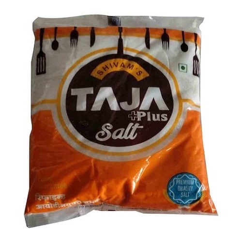 अशुद्धियों से मुक्त हाइजीनिक रूप से पैक किया हुआ सफ़ेद क्रिस्टल ताजा प्लस फ़्री फ्लो आयोडीनयुक्त नमक (1 Kg) आयोडीन: 14.83 ग्राम (G)