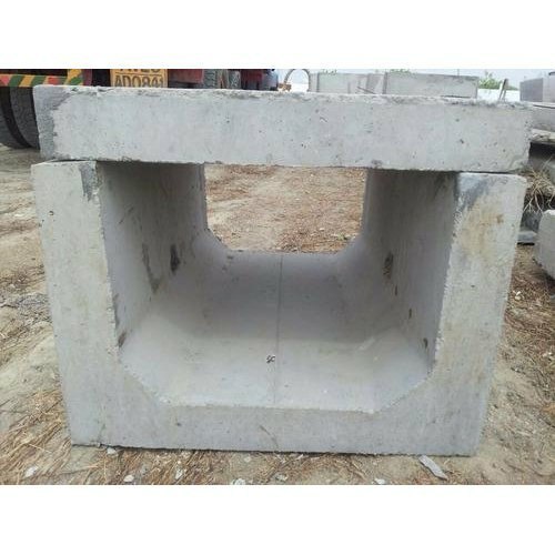 आवासीय और वाणिज्यिक परियोजनाओं के लिए एसिड-रेसिस्टेंट 2.5 फीट ग्रे प्रीकास्ट कंक्रीट ड्रेन