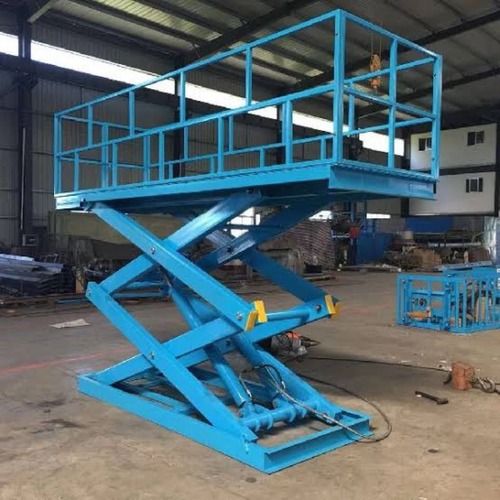 Hydraulic Scissor Lift Use For Industrial And Construction Industry, Blue Color