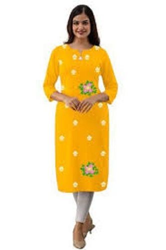 Yellow Comfortable To Wear Trendy Design Shrink Resistance Printed Ladies Fancy Kurti