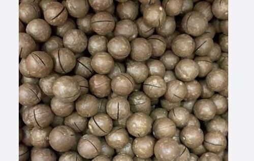 Black Organic Macadamia Nuts With High Nutritious Value And Rich Taste