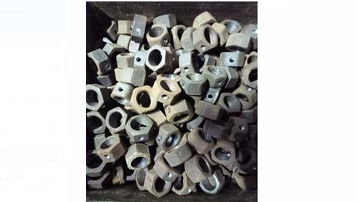 Heavy Hex Hot Dip Galvanized Nuts Used For Mounting Steel And Wooden Weight: 10 Grams (G)