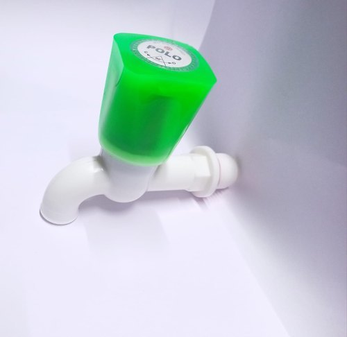 प्लास्टिक आइवरी और लाइट वेट वॉल माउंटेड व्हाइट एंड ग्रीन बिब टैप